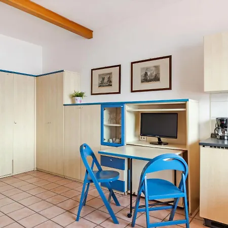 Captivating In Near The Sea Holiday home