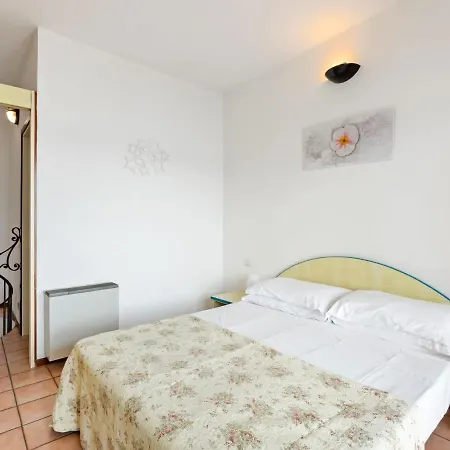 Captivating In Near The Sea Holiday home Oggebbio