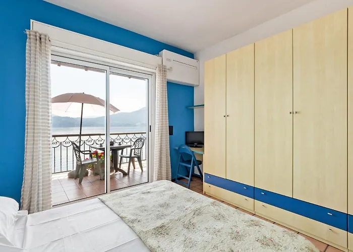 בית נופש Captivating In Near The Sea אוג'ביו