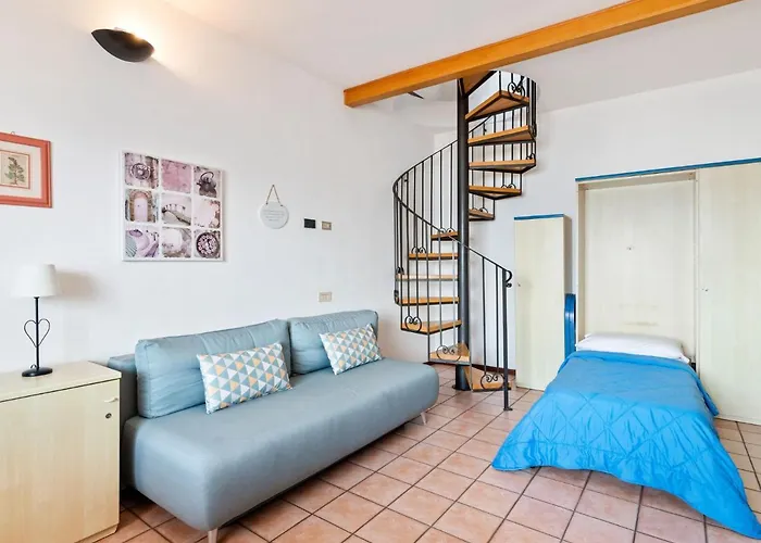 Captivating In Near The Sea *